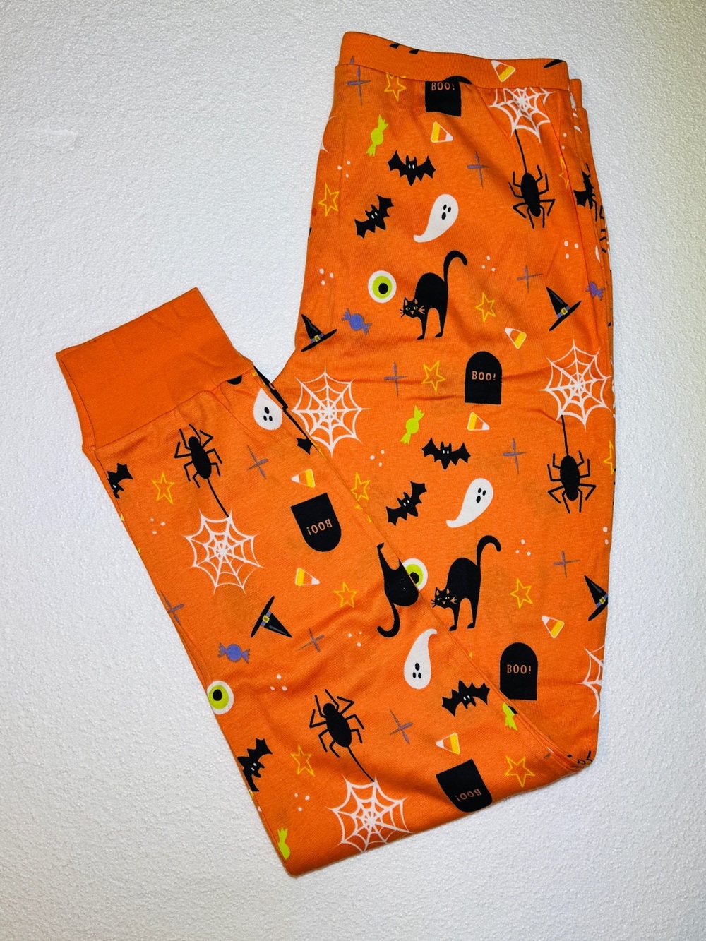 Women’a Orange Halloween 2 Piece Pajama Set with Spooky Print M NEW - Picture 2 of 3